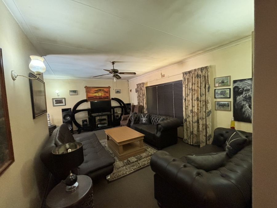 3 Bedroom Property for Sale in Vaalpark Free State